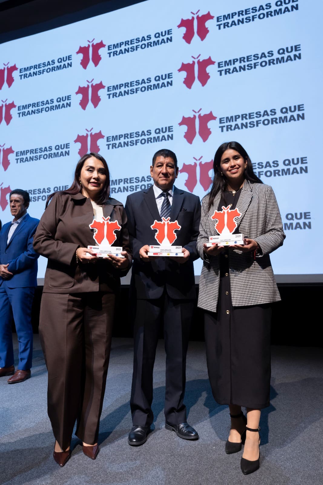 Foto 3 Empresas que transforman} Foto 3 Empresas que transforman}