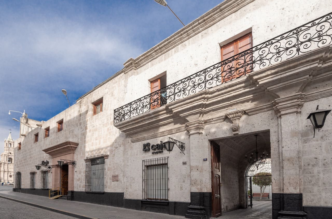 Logros Caja Arequipa (2)