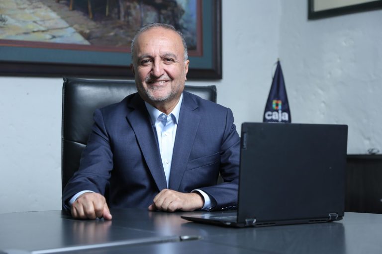 Dongo destacó que estas atienden al 50% de clientes del sistema financiero.